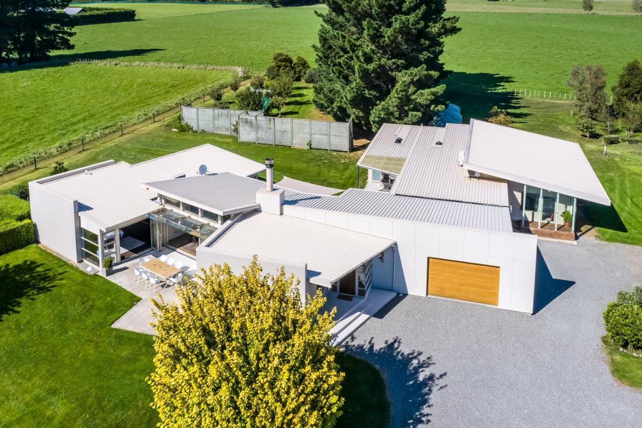 Paradise On Campbell Martinborough Ngoại thất bức ảnh