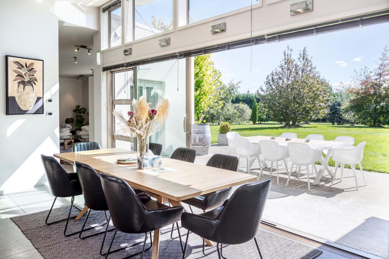 Paradise On Campbell Martinborough Ngoại thất bức ảnh