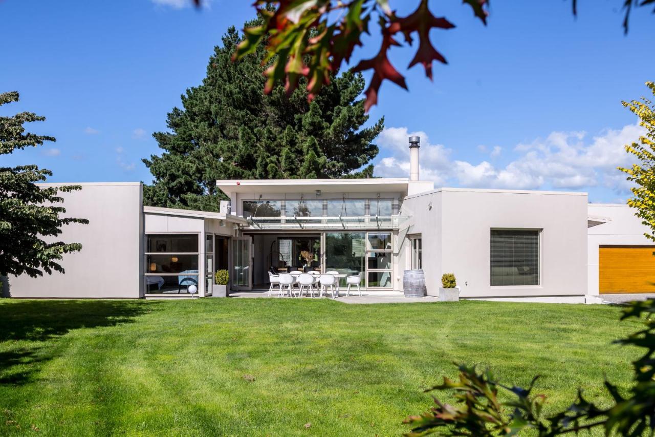 Paradise On Campbell Martinborough Ngoại thất bức ảnh