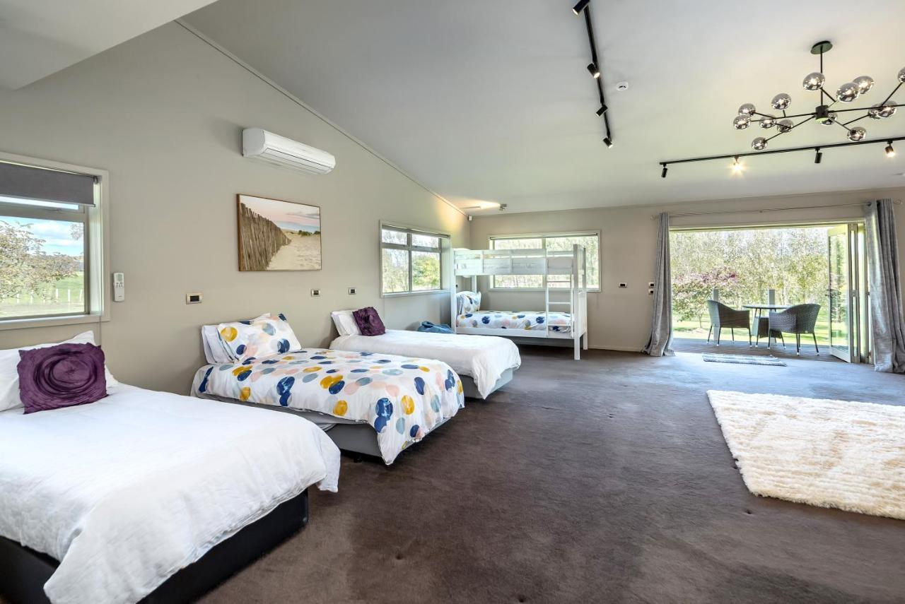 Paradise On Campbell Martinborough Ngoại thất bức ảnh