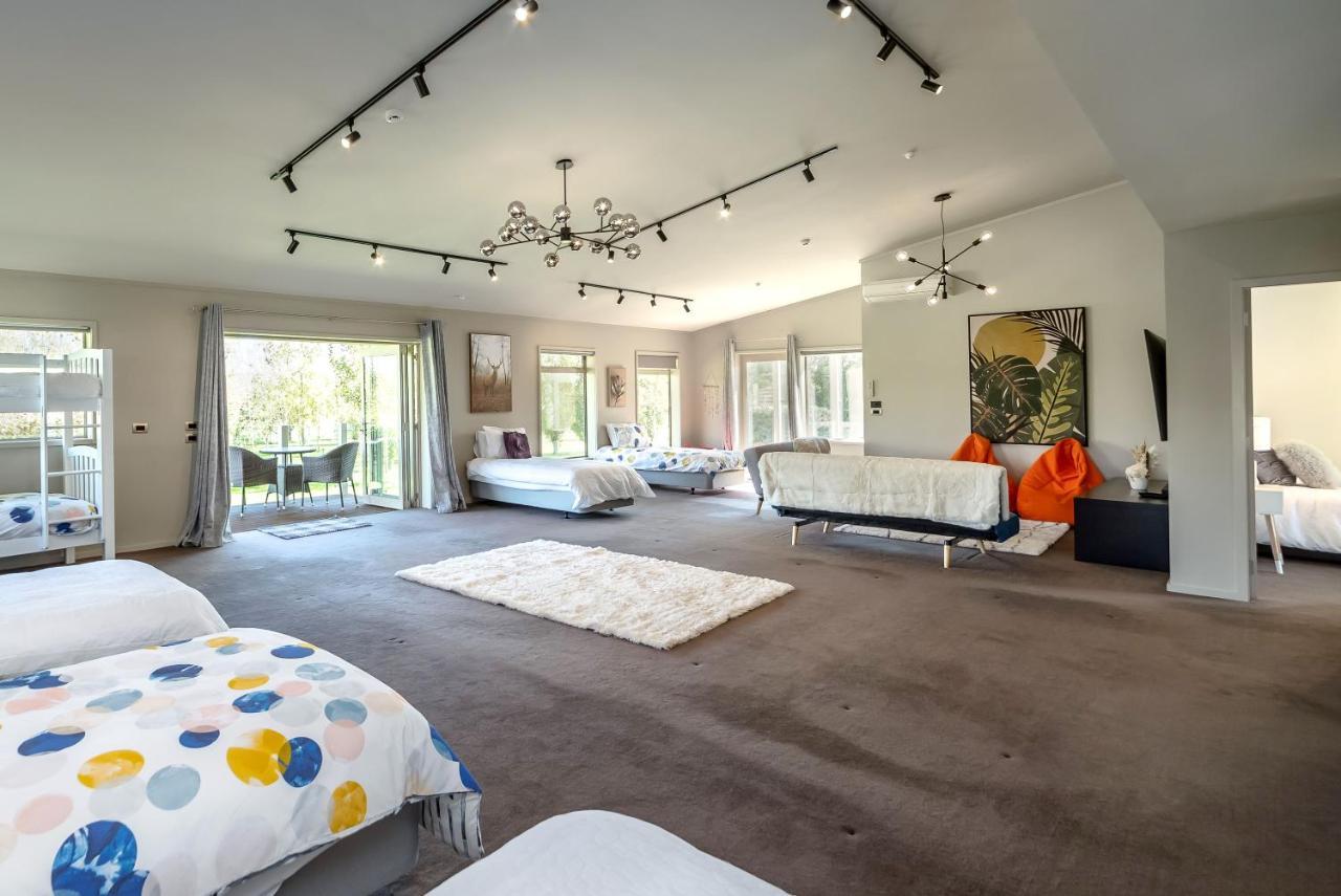 Paradise On Campbell Martinborough Ngoại thất bức ảnh