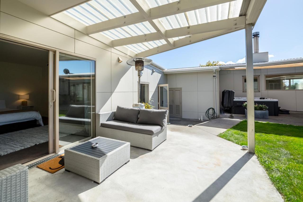 Paradise On Campbell Martinborough Ngoại thất bức ảnh